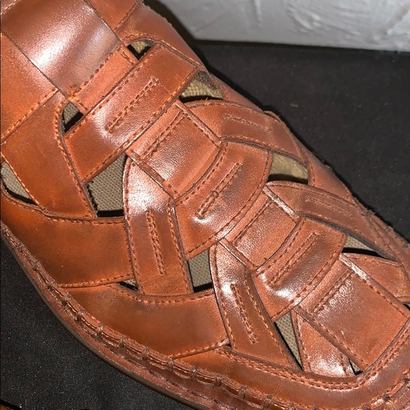 adams sandals